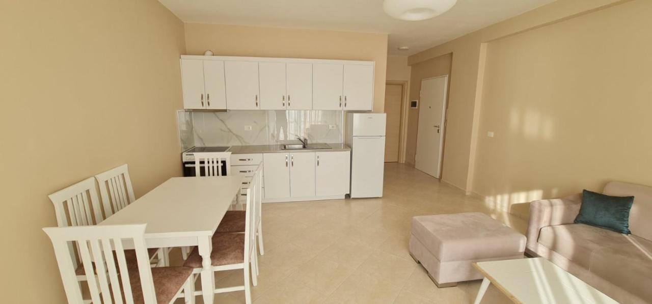 Azzura Flats Appartement Sarandë Buitenkant foto