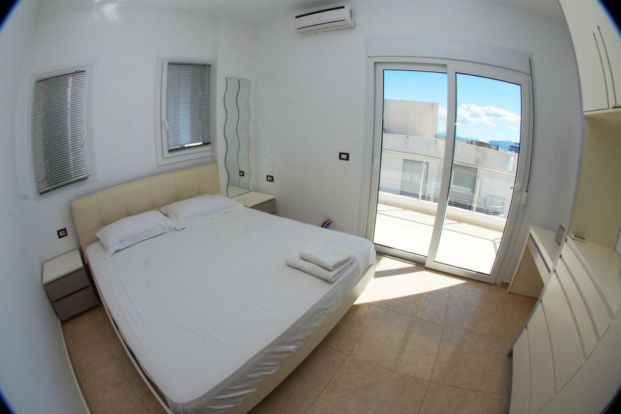 Azzura Flats Appartement Sarandë Buitenkant foto